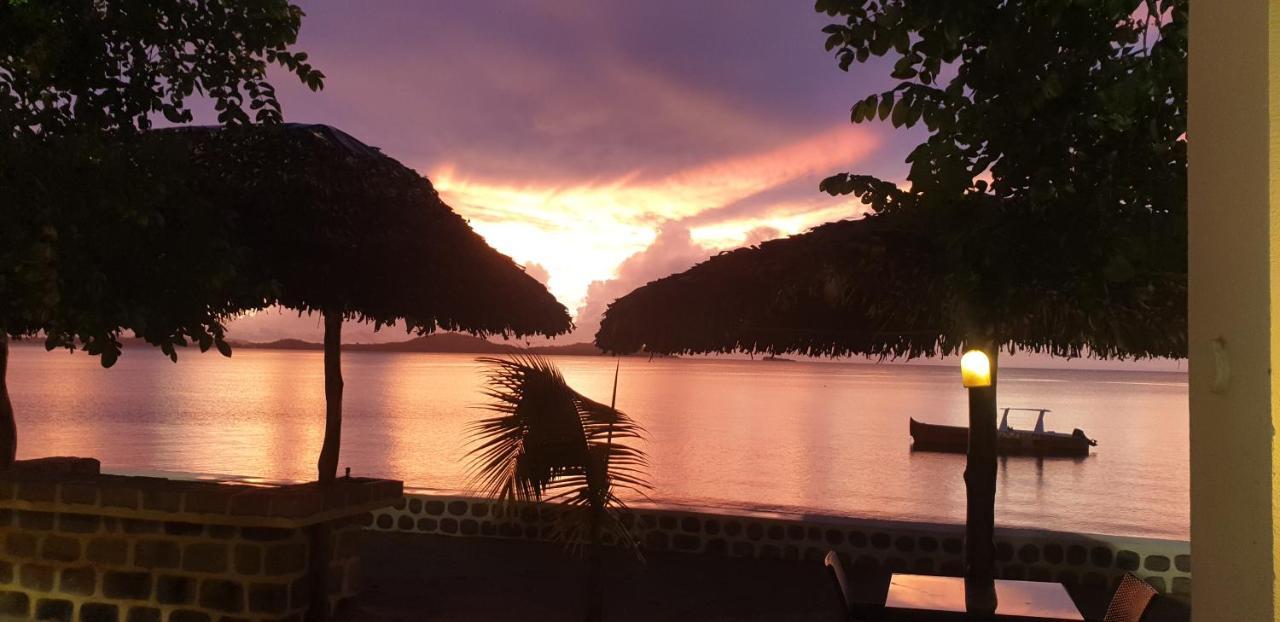アジアマランゴ ビーチ リゾート Befotaka Bay エクステリア 写真